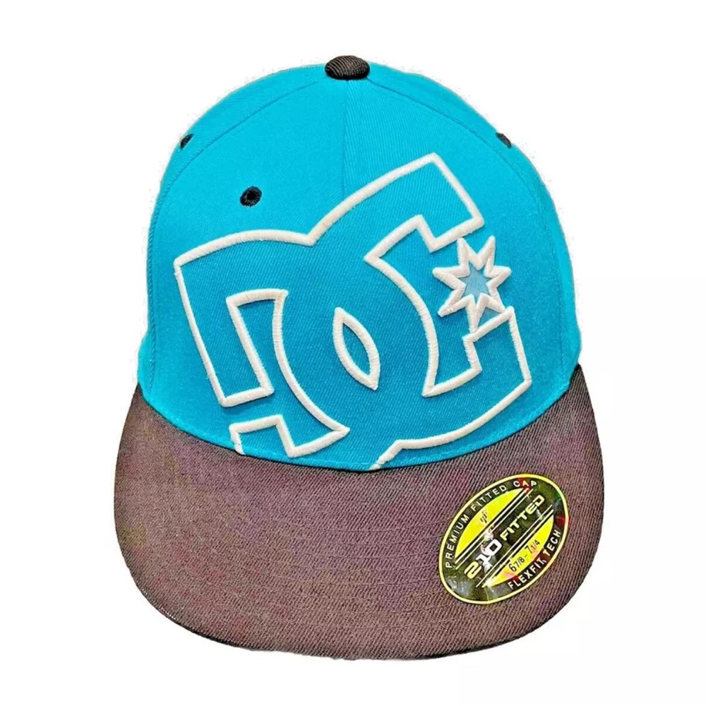 DC 210 Premium Fitted Hat Cap 6 7/8-7 1/4 Black Turquoise White FlexFit NWOT
